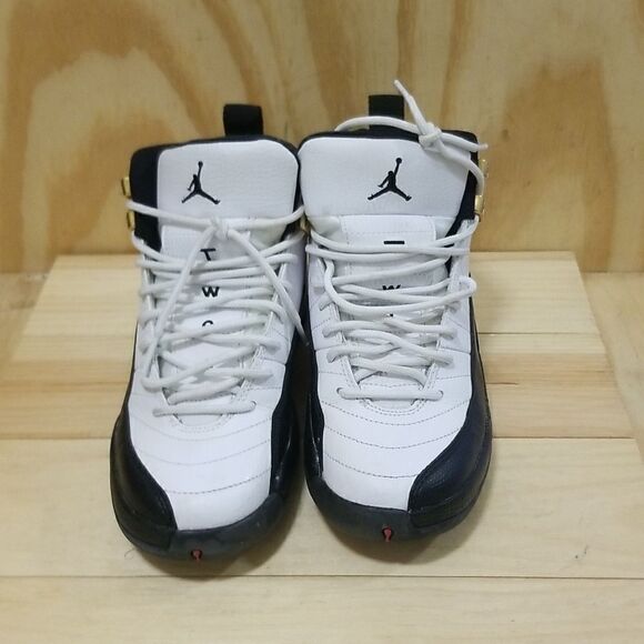 Jordan 12 Retro Taxi 2013 Wmn's size 5 (EU 36) - Picture 8 of 8
